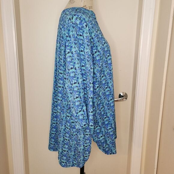 Blue Sky Abstract Linen Blouse Top - Picture 3 of 10